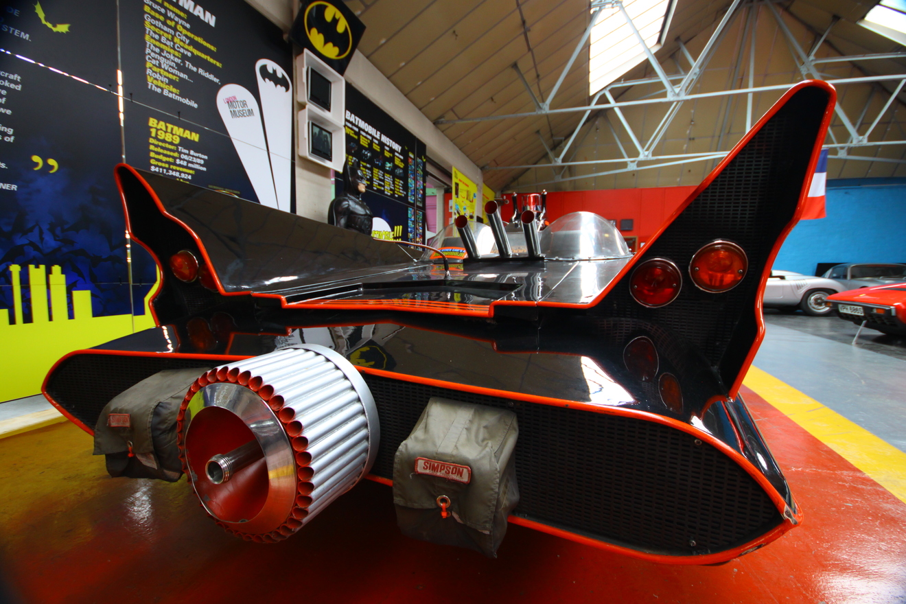 Batmobile jet engine w1400